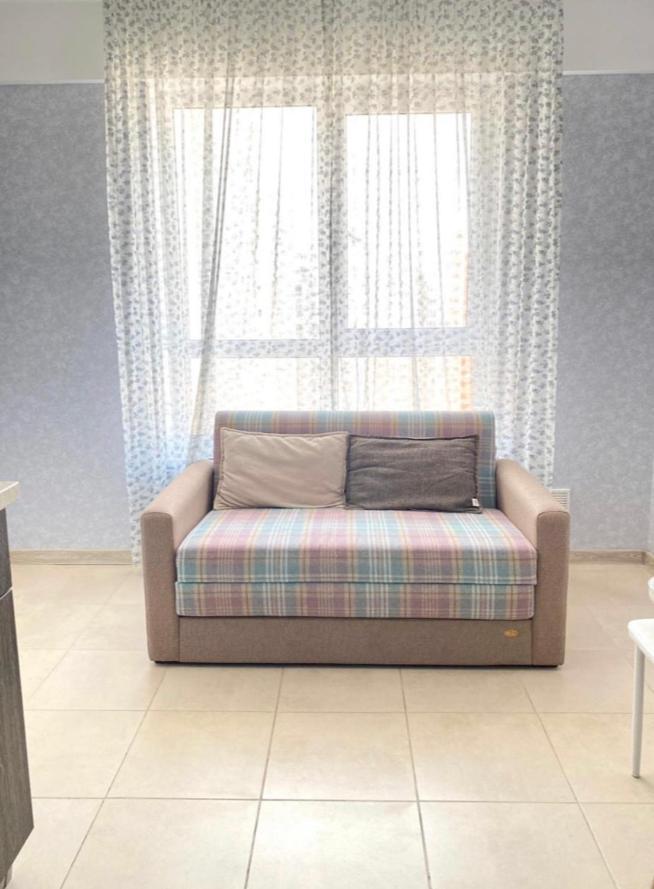 Luxury Apartment Chişinau Exteriör bild