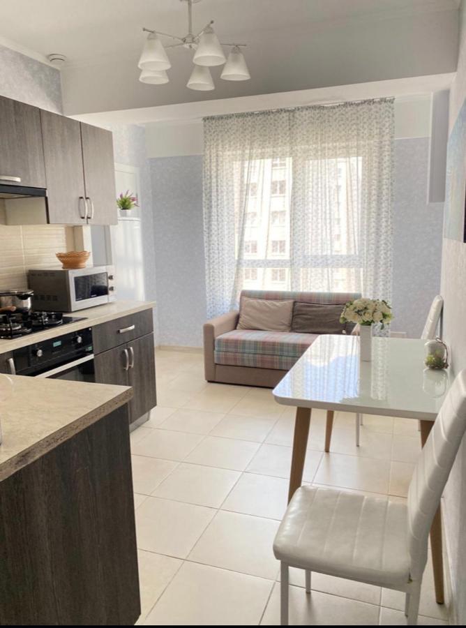Luxury Apartment Chişinau Exteriör bild